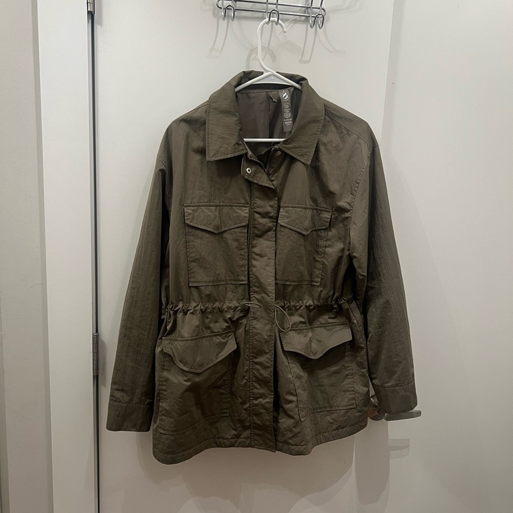 Lou & Grey Water-Resistant Utility Jacket - Picture 4 of 4